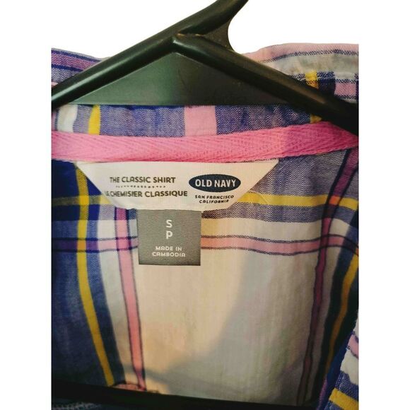 Old Navy Small S button up long sleeve shirt - Picture 6 of 7